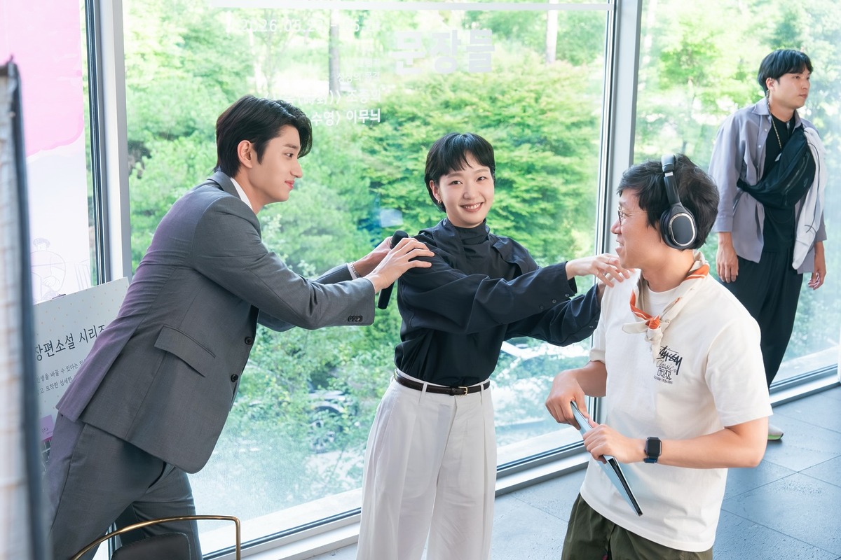 김고은 유미의세포들3 블라우스