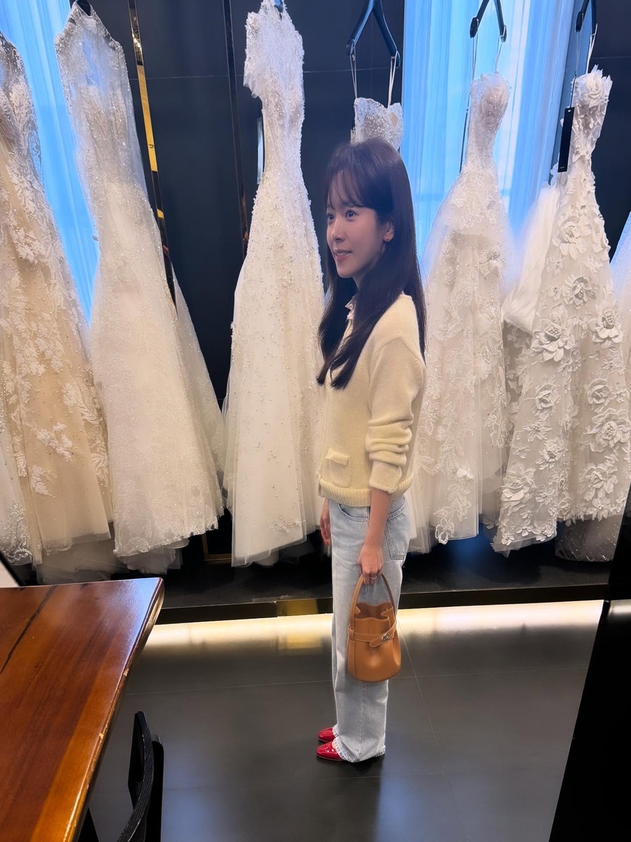 한지민 레페토 레드 페이턴트슈즈
