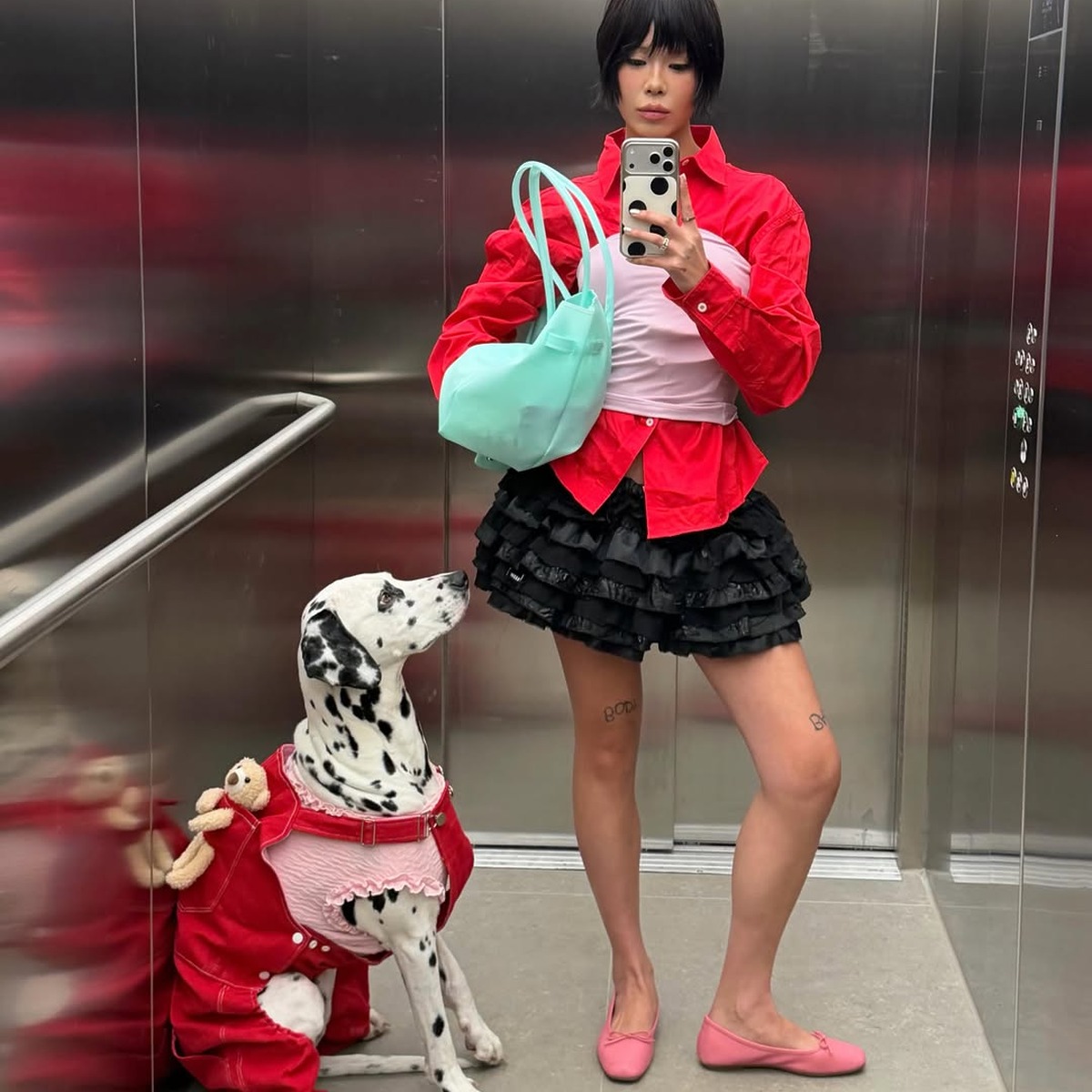 red outfit, red item, red fashion, 레드 패션, 여름 패션, 레드 아이템, 컬러해방