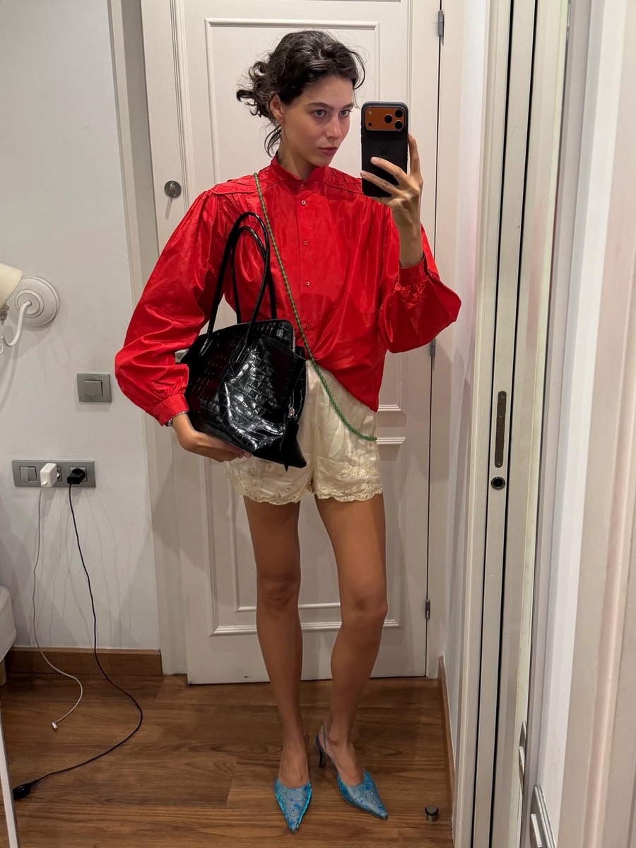 red outfit, red item, red fashion, 레드 패션, 여름 패션, 레드 아이템, 컬러해방