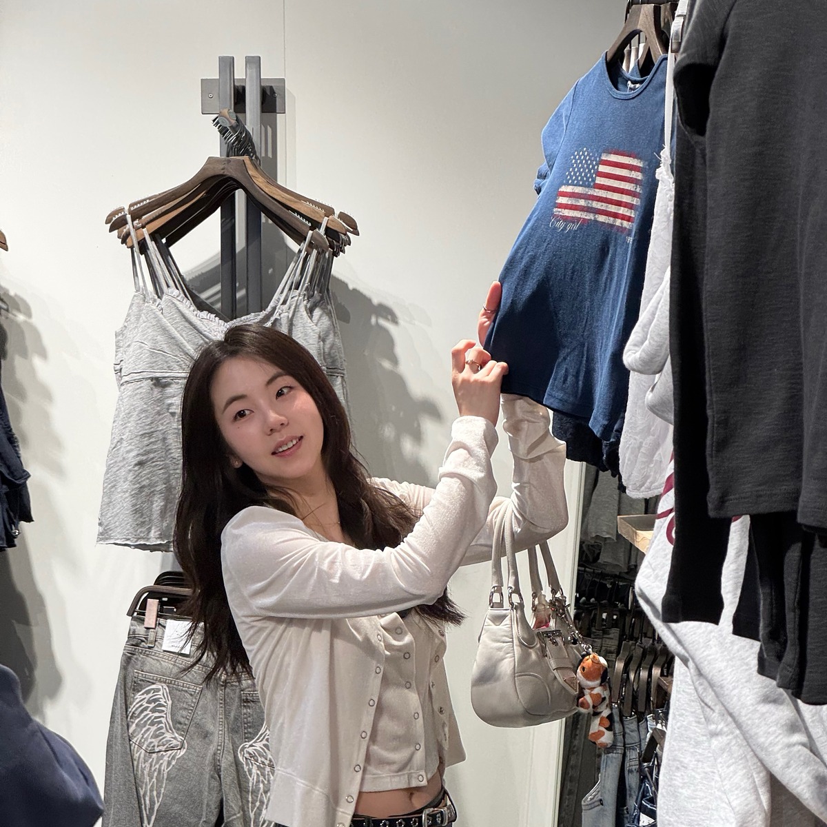 안소희 성수동 젠지패션